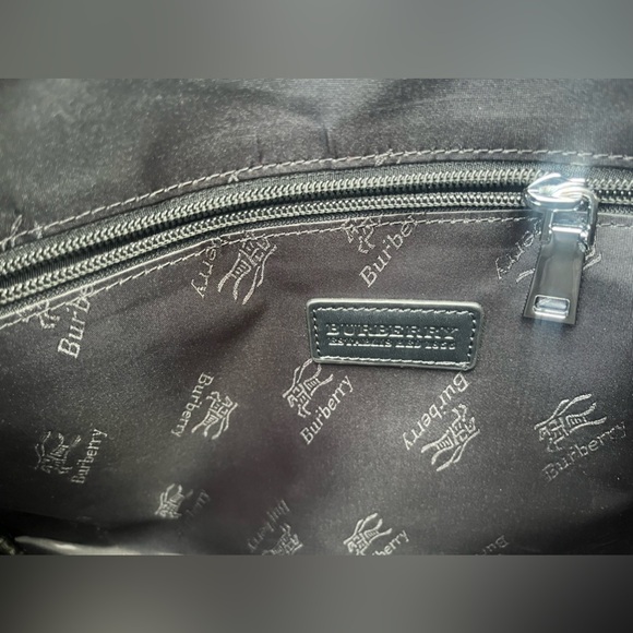 BURBERRY MEN’S BLACK Nova Check Grey black leather CROSSBODY MESSENGER BAG - Picture 4 of 16